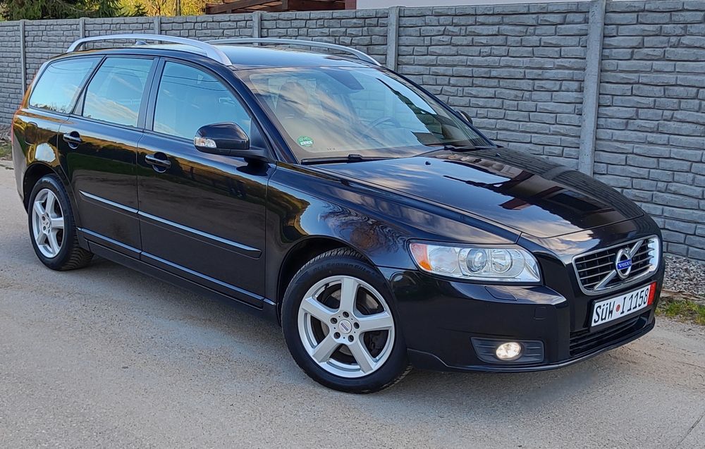 Volvo V50