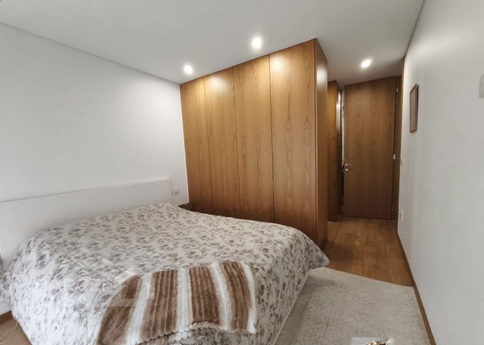 Moradia em gaveto  T3 Térrea em Manhente Barcelos