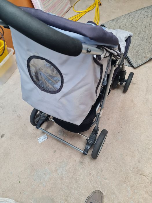 Carrinho bebe uzado