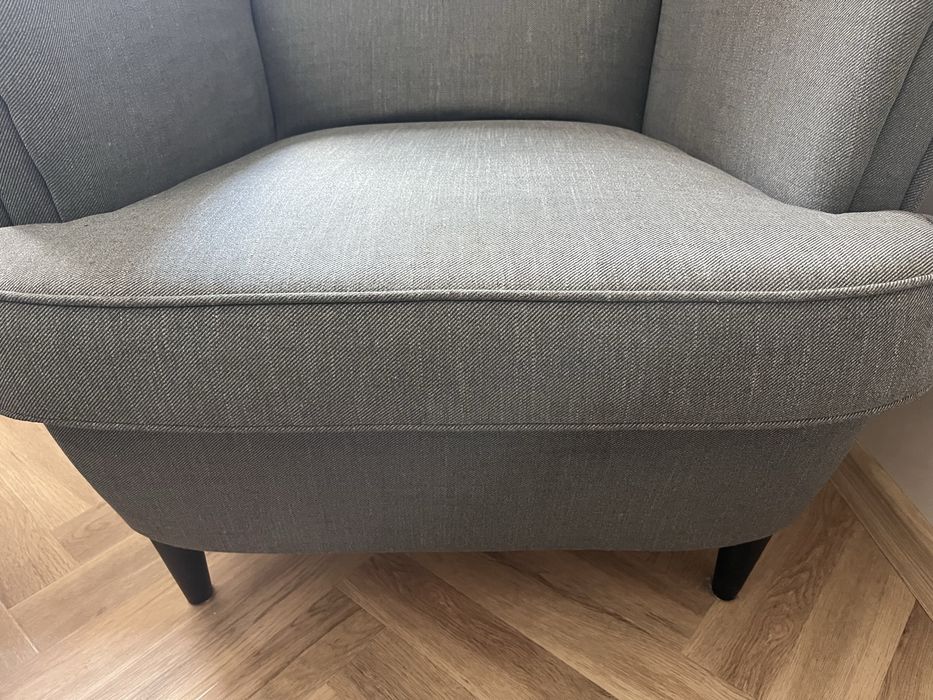 Fotel uszak, szary (IKEA, STRANDMON)