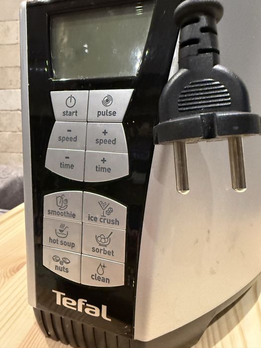 Блендер Tefal BL936