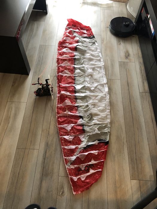 Model paralotni RC 247cm