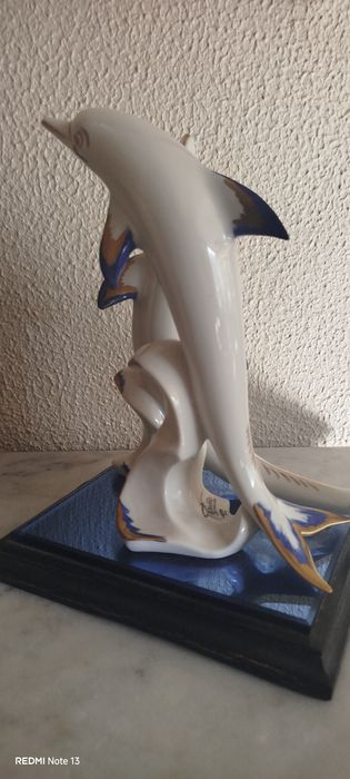 Estátua de Porcelana Golfinhos