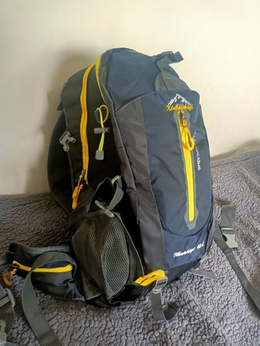 Nowy!! Plecak trekkingowy/górski 40l bardzo pojemny