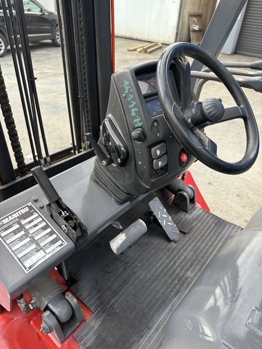Wozek widlowy manitou 35g 2009 r