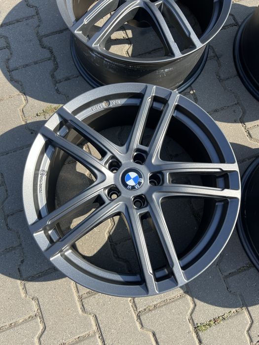 5/112 R19 Диски BMW G30 , i X3 , G01 / Audi E-Tron , Q5 , Q3