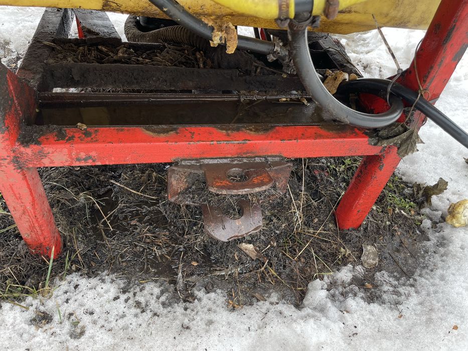 Оприскувач 800л