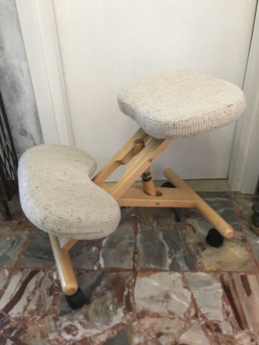 Ергономічний ортопедичний шведський дерев'яний стілець