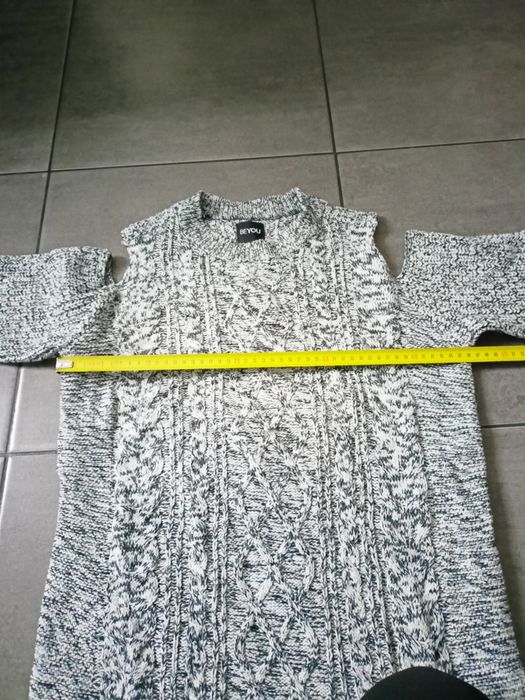 Sweter młodzieżowy BeYou 152