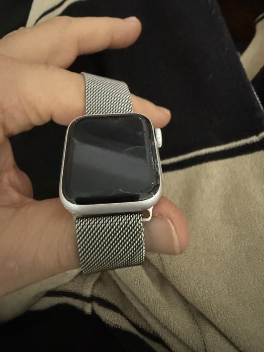 WATCH APPLE serii 6 używany