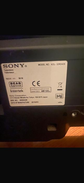 Tv na sprzedaz 32 cale bardzo malo uzywany