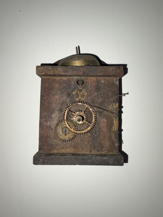 Stary sygnowany mechanizm do zegara Schwarzwald antyk wiszacy ścienny