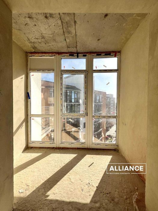 Здана 1 кім кв від БК Благо