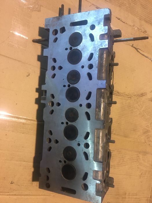 Cabeça Motor Peugeot 2000 HDI