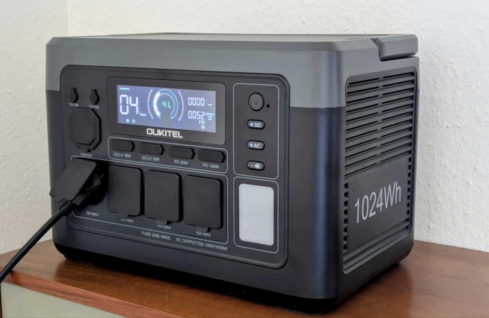 В наявновсті зарядна станція OUKITEL P1000 Plus 1800 Вт/1000 Вт·год
