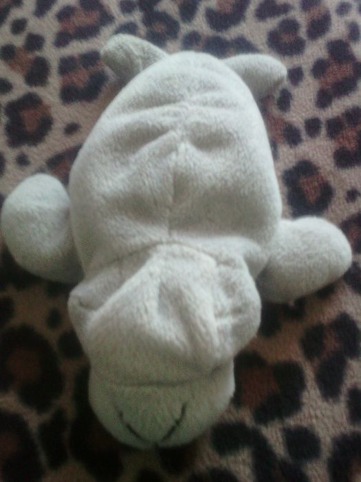 небольшая игрушка мягкая внутри с наполнителем