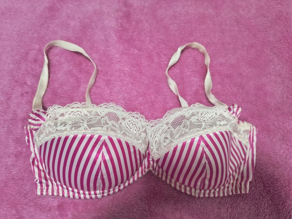 Biustonosz KNICKERBAX roz.80 DD