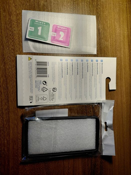 Etui silikonowe + dwa szkła hartowane dla Iphone 7, 8, SE2020, SE2022