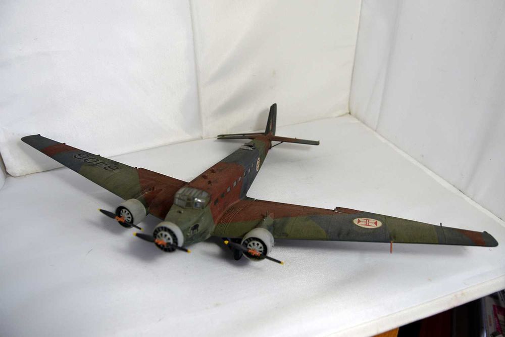 Avião Miniatura FAP JUNKERS 1:72