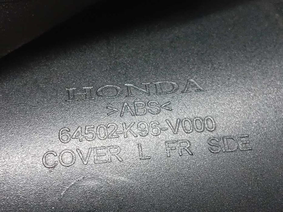 Carenagem frontal esquerda Honda PCX125 versão 2018 e 2020