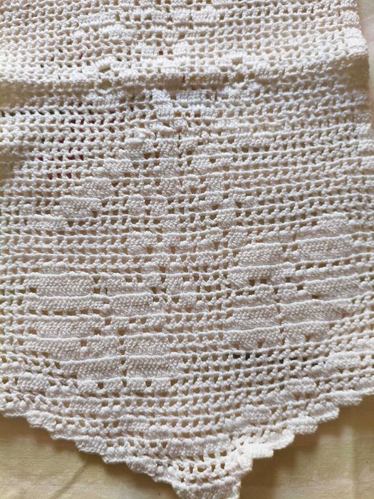 Lote 7 - 4 Naperons Crochet c/ Borlas 49x24 cm