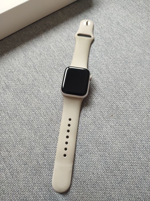 Zegarek Apple Watch SE (Gen 2) 40mm Star Alu  Smartwatch A2722
