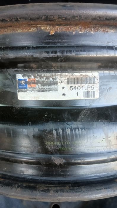 Felgi Citroen Peugeot 16cali