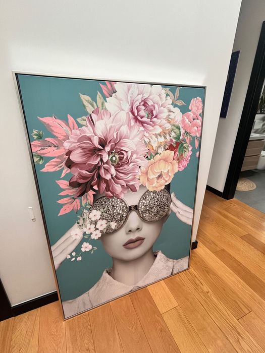 Duży obraz kobieta z kwiatami 143x102 cm z ramą