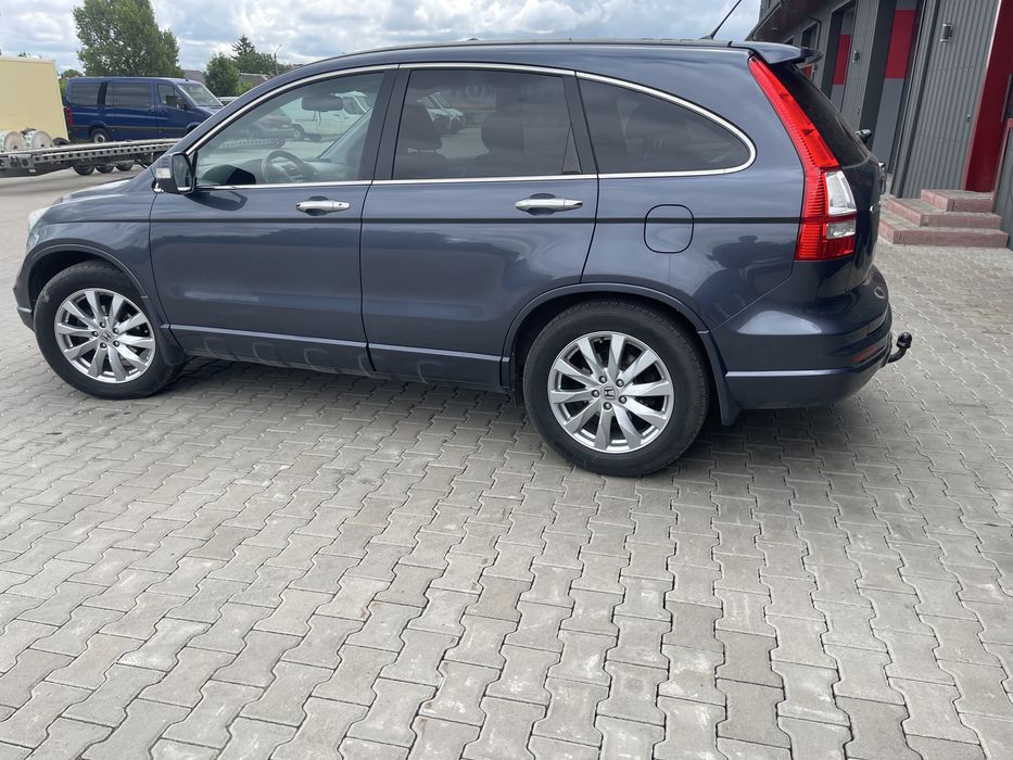 Продам автомобіль Хонда CRV
