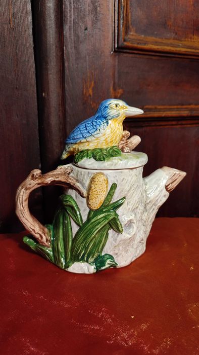 Kolekcjonerski dzbanek ceramiczny zimorodki