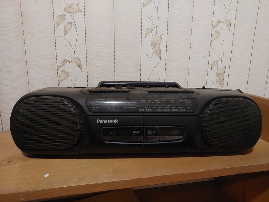 Магнітофон в робочому стані