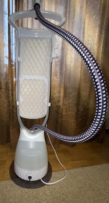 Відпарювач вертикальний стаціонарний PHILIPS ComfortTouch GC557/30