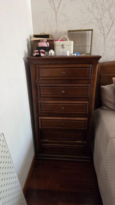 Mobilia de Quarto Muito bom estado