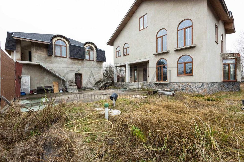 Продаж  Будинок  Козин Цегляний будинок бомбосховище свій берег
