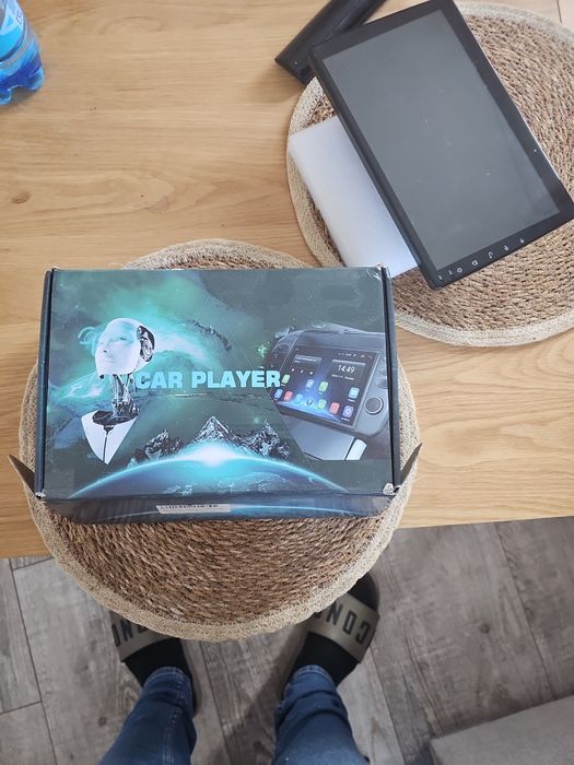 Ekran multimedialna do auta