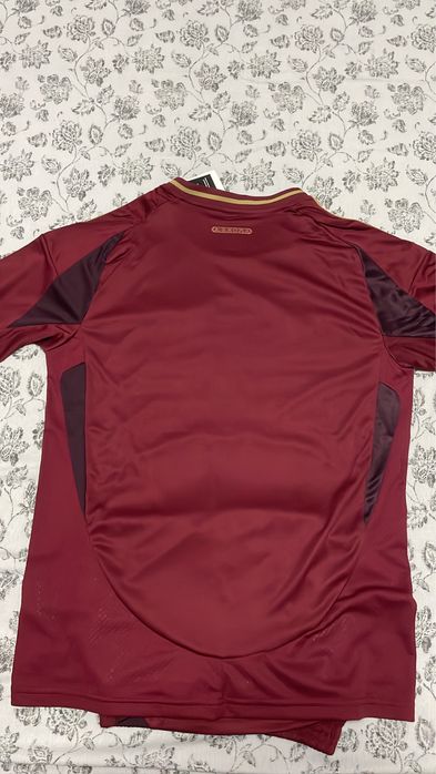 Camisola e calção do Roma