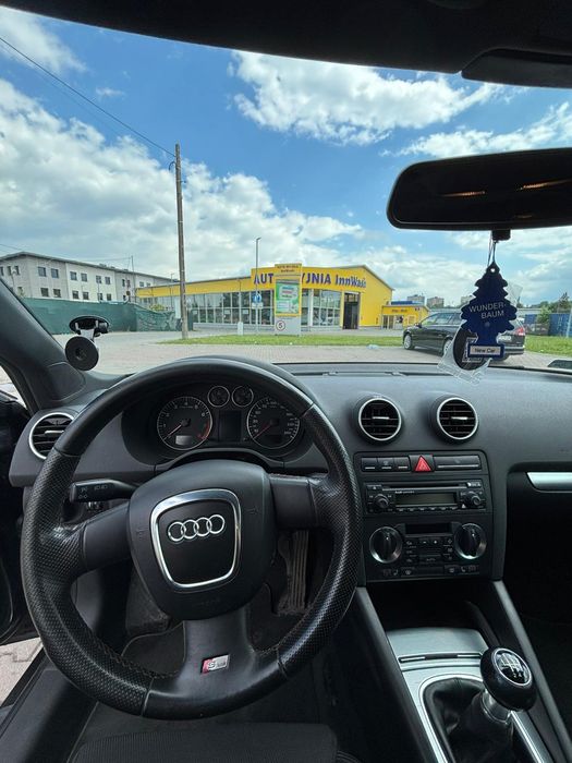 Audi A3 8P  S-line benzyna  2.0 FSI