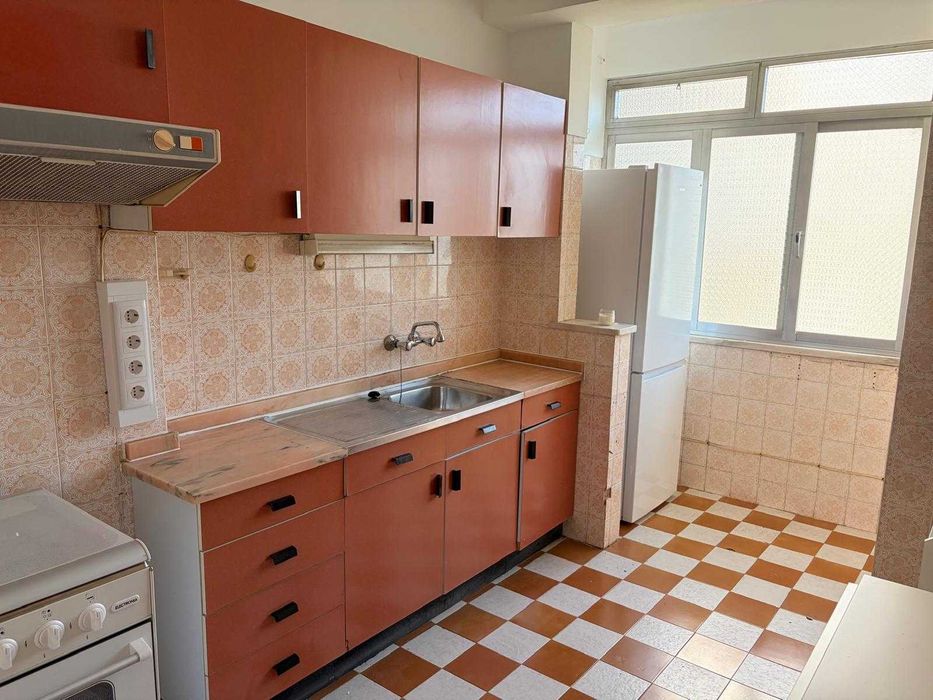 Quarto para alugar na Figueirinha em Oeiras