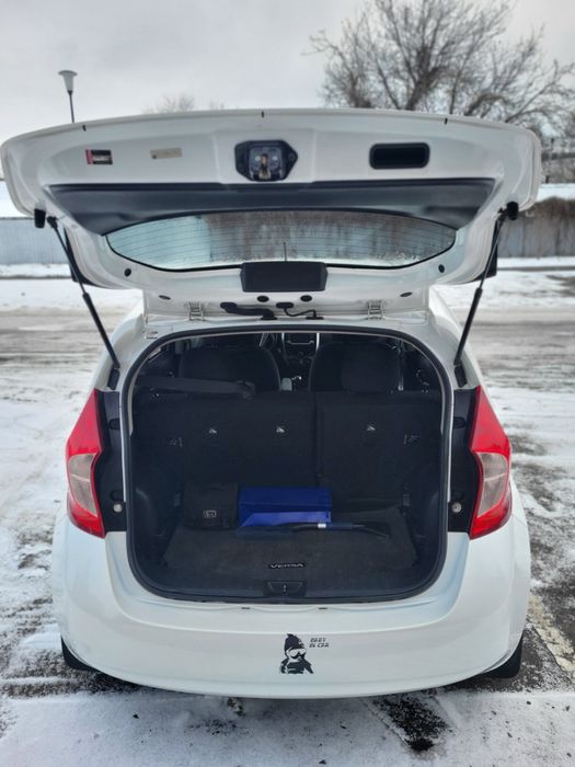 Продам автомобіль ,марки Nissan  Versa.