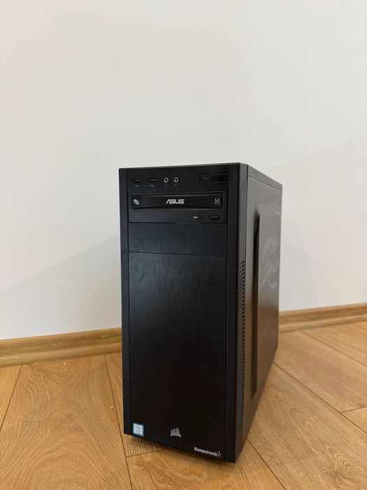 Komputer stacjonary do gier/pracy