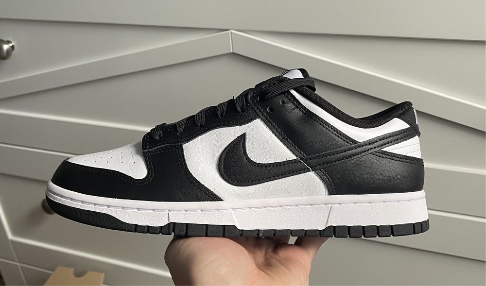 Buty Nike Dunk Low Black White Panda 43