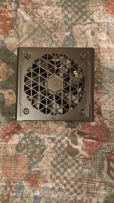 Fonte modular Corsair 650w