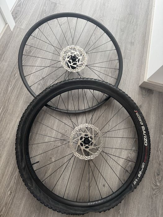 Rodas Bontrager/Pedaleiro
