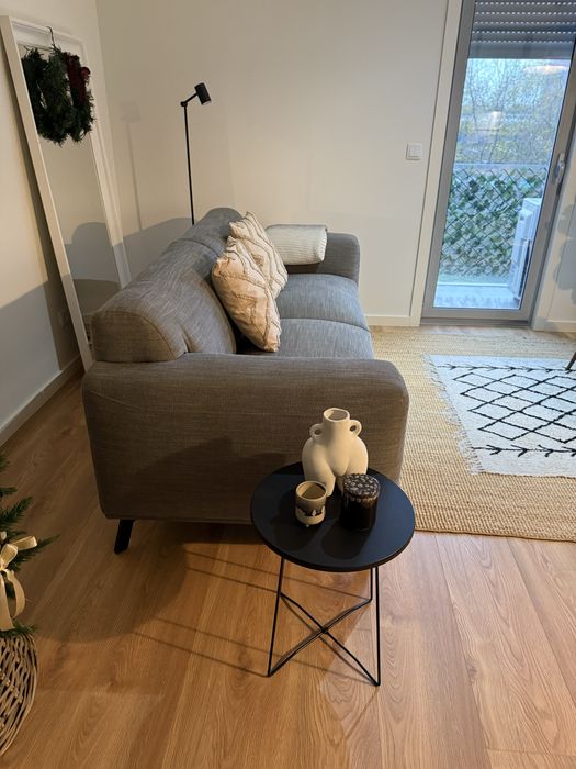 Sofa area store cinza minimal