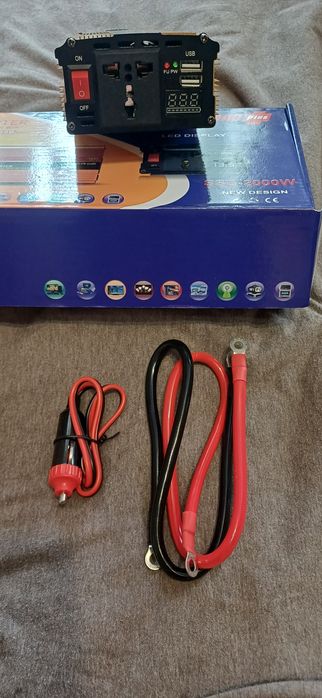 Інвертор 2000w.  12/ 220v