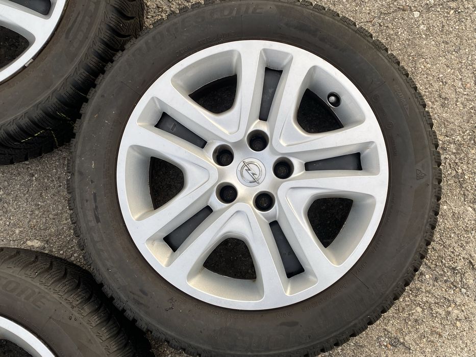 Koła felgi strukturalne 5x105 Opel Astra J K meriva Opony 205/55 r16