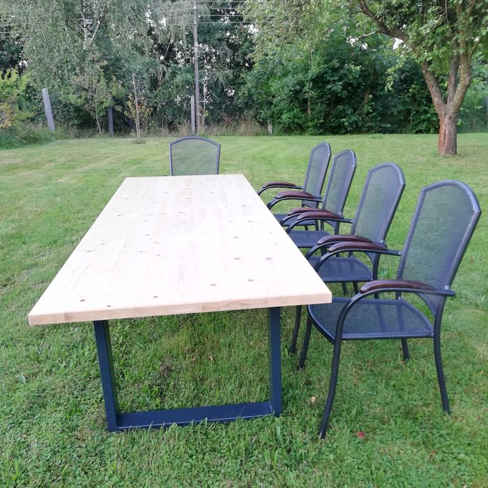 Duży drewniany stół ogrodowy na 10 osób