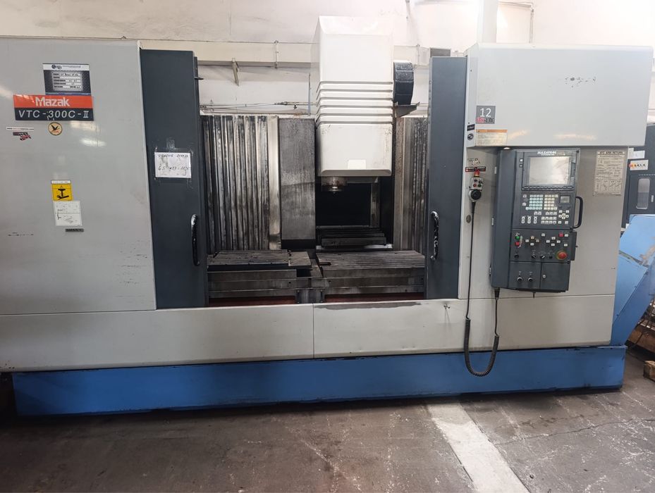 Frezarka Mazak Vtc 300 c  mazatrol 640 duza powierzchnia obrobcza