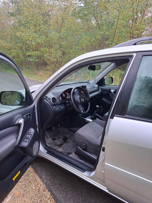 Toyota RAV-4