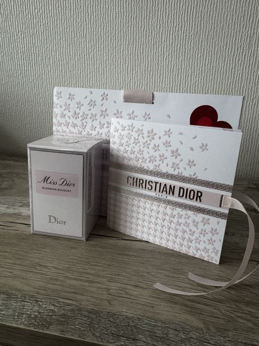 Парфуми Miss Dior Blooming Bouquet (подарункове пакування)